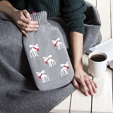 Termofor gumowy w sweterku / pokrowcu RENIFER SZARY 2 l