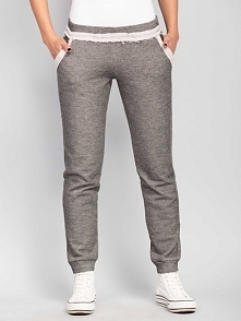 Sportowe spodnie damskie z paskiem na gumce.
To spodnie, w ktorych mozna nie tylko uprawiac sport, ale takze spacerowac po miescie, wychodzic na impreze czy po prostu ubierac je...