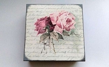 Pudełko z różą vintage