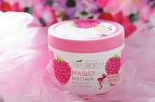 Hej!
Czy Wy też uwielbiacie masła do ciała?,są gęste, kremowe, świetnie regenerują nawet najbardziej suchą skórę na nogach.Zapraszam na nowy post! Link podam w komentarzu :) <3﻿