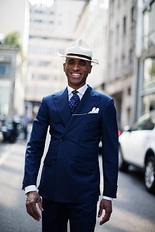 czarujący uśmiech 
The Sart...