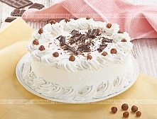 Tort biszkoptowo-bezowy