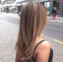 Prosta fryzura - Kliknij w ...