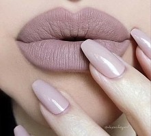 Co to za kolorek pomadki?