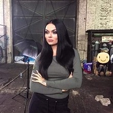 WAZNE PYTANIE! 
Jak można zrozumieć slowo 'pamięć' ale inaczej niz o kim o czyms lub kogos?