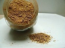 Przepis na puder rumiankowy, który pomaga w leczeniu trądziku! :)