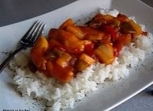 O niebo lepsza wersja tradycyjnego kurczaka! Niedzielny obiad? Czemu nie? Na pewno wszyscy będą zadowoleni :)

Na sos:
3 łyżki cukru
3/5 szklanki soku ananasowego
1/2 szklanki o...