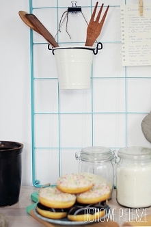 Organizer / Przybornik / Tablica / Krata

Dostępne w kolorach: biały, czarny, pastelowy róż, pastelowy turkus.