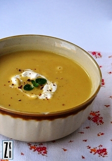 Zupa krem z ciecierzycy.