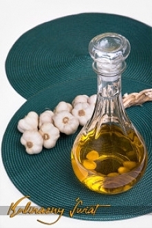 oliwa czosnkowa