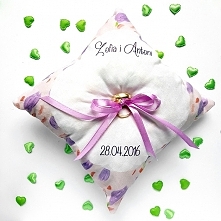 Personalizowana poduszka na obrączki "Tulipany"