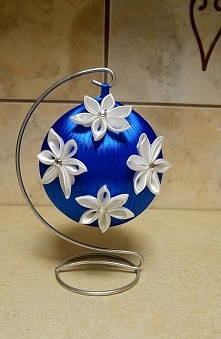 Bombka na wieszaku, na świę...