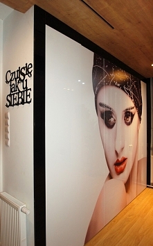 Czuj się jak u siebie - wieszak na ubrania art-steel.pl