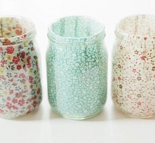 Dekoracje DIY: Jak ze zwykłych słoików zrobić niesamowite flakoniki?