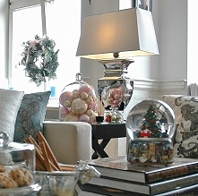 MODERN CLASSIC CHRISTMAS