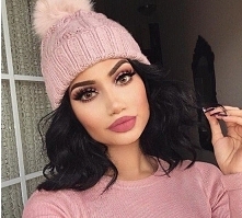 Czapka z pomponem - Kliknij...