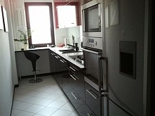 wąska, długa kuchnia - inspiracja