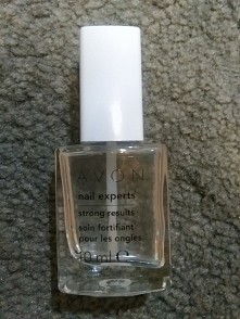 odżywia paznokcie po zmyciu lakieru