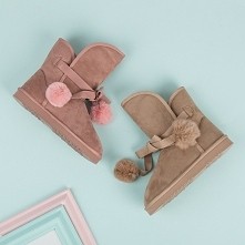 Urocze śniegowce z pomponam...