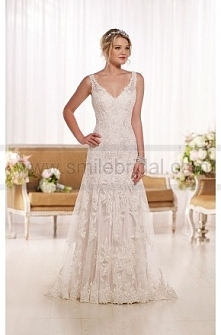 Essense of Australia Lace A- Line Wedding Dress Style D1771