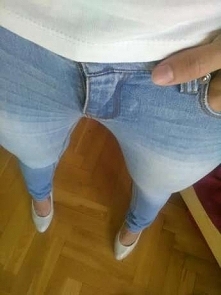 Świetne spodnie ONLY na sprzedaż. Prosto z Holenderskiego pasażu! Można pisać, chętnie odpowiem na pytania. Klik w zdjęcie.