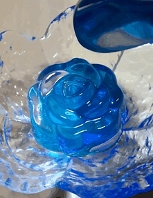 Water cake w kształcie róży