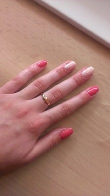 paznokcie hybrydowe semilac :)