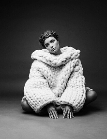 Koc już zrobiłam. Teraz kolej na sweterek. Taaaki prezent to jest coś, hahahahahaha