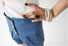 Pierścionek z dużym oczkiem dostępny na silvona.pl.