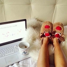 <3 idealne kapcie na zimowe dni i wieczory :)

Kliknij w zdjęcie i zobacz gdzie je kupisz :)