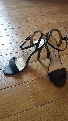 sprzedam czarne szpilki BODYFLIRT, raz nałożone, rozmiar 36