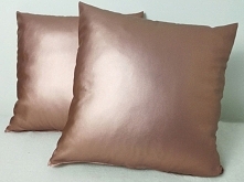 Dwie poduszki z ekoskóry do wygrania, zapraszamy!