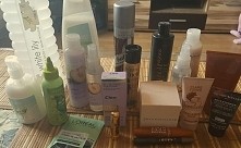 skąd ja tego tyle biorę:D i właśnie sprzedaje z braku miejsca :D typowa kobieta :)