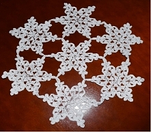 Śnieżynki w kompozycji zbio...