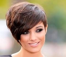 Top 10 modnych fryzur. Jeśli chcesz zobaczyć więcej kliknij link w komentarzu tylko usuń spację między "bit" "ly"