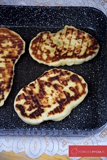 INDYJSKIE CHLEBKI NAAN Z PATELNI! :)