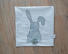 Nowość! :) 
Poszewka ręcznie malowana specjalnymi farbami do tkanin, które nie spierają się :)