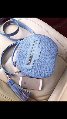 czy ktoś wie gdzie mogę tak...