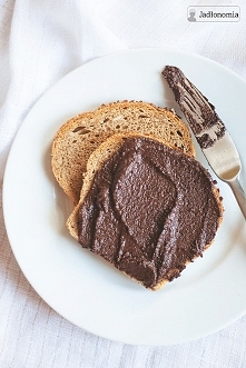 Domowa wegańska nutella