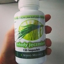 Młody jęczmień Zalety: Lecz...