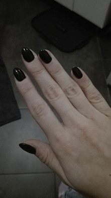 black nails