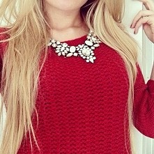 Red jumper and beautiful jewellery ❤