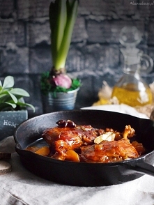 Udka kaczki duszone w soku jabłkowym Gordona Ramsay'a / Gordon Ramsay’s spiced braised duck legs.