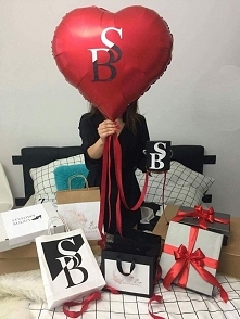 Konkursowy post na Facebook Stylowybaaazar do wygrania dwa bony o wartości 100 zł . ;)