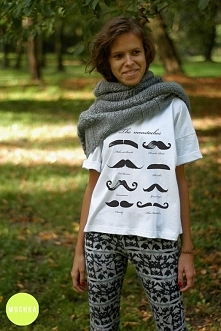 Wąsiasty Cropped TEE rozmiar S+M +torba z wąsem