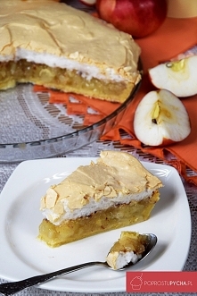 SZARLOTKA Z BEZĄ! :)