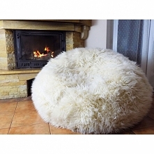 Przytulna futrzana pufa XXL...