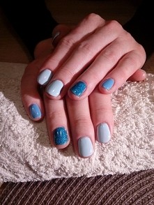 #paznokcie hybrydowe # cosmetics zone PST3 blue sky #semilac 084 denim blue + efekt holograficzny