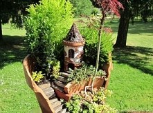 Nie masz miejsca, pieniędzy ani czasu na własny ogród? Ten pomysł to cos dla Ciebie! Prosty w zrobieniu. Ograniczy Cię tylko własna wyobraźnia.