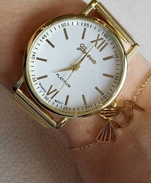 Piękny złoty zestawik.
Zegarek -> 24,99zł
Bransoletka origami stal 316:- 29,99zł
Zapraszamy na FB -> Trendy Lady - biżuteria, galanteria i dodatki